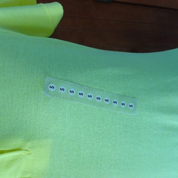 GILDAN POLO SHIRT - Picture 3 of 8